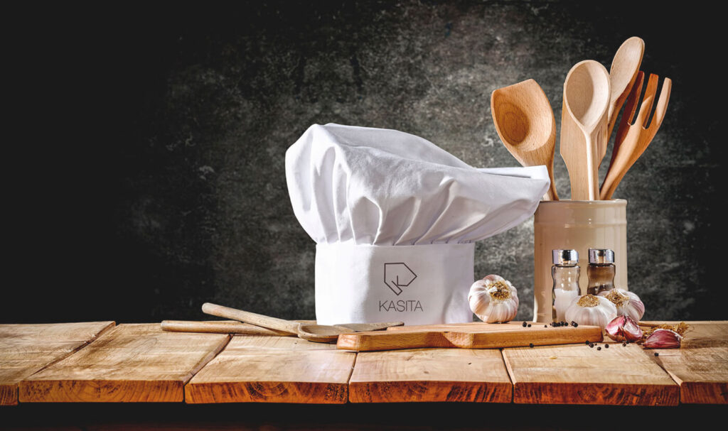 Strumenti della cucina tradizionale per la ristorazione collettiva